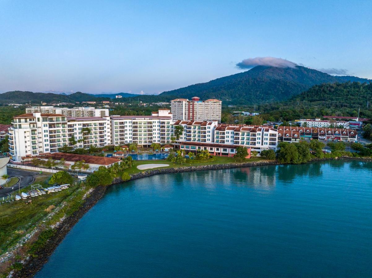 Dayang Bay Resort Langkawi Kuah Esterno foto